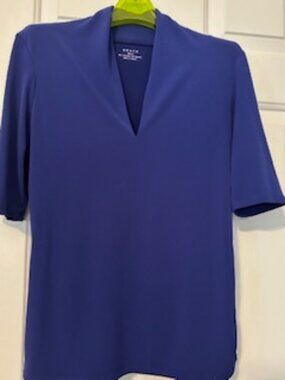 Grace Blue split neck dressy blouse Sz S